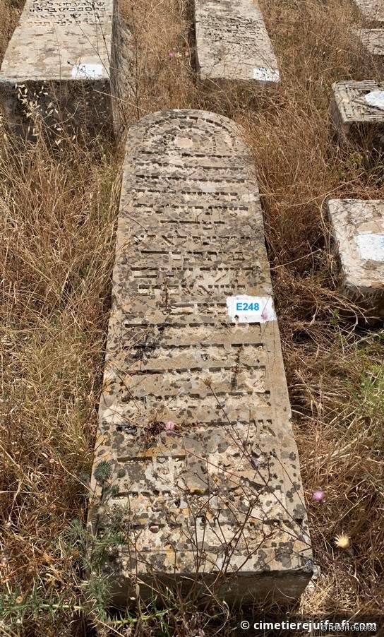 Tombe sans nom