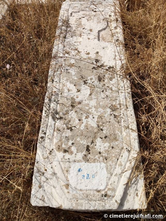 Tombe sans nom