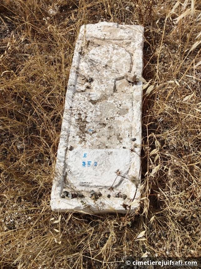 Tombe sans nom