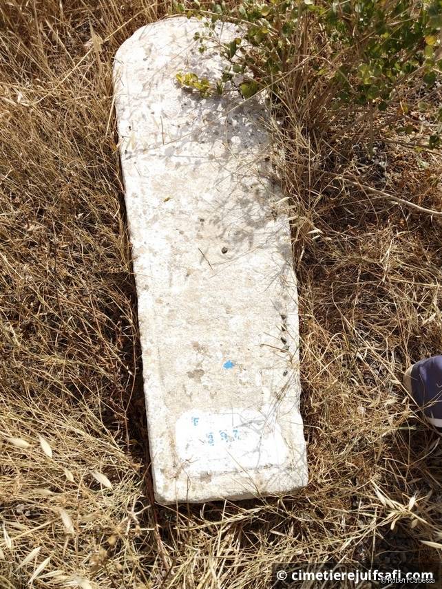 Tombe sans nom