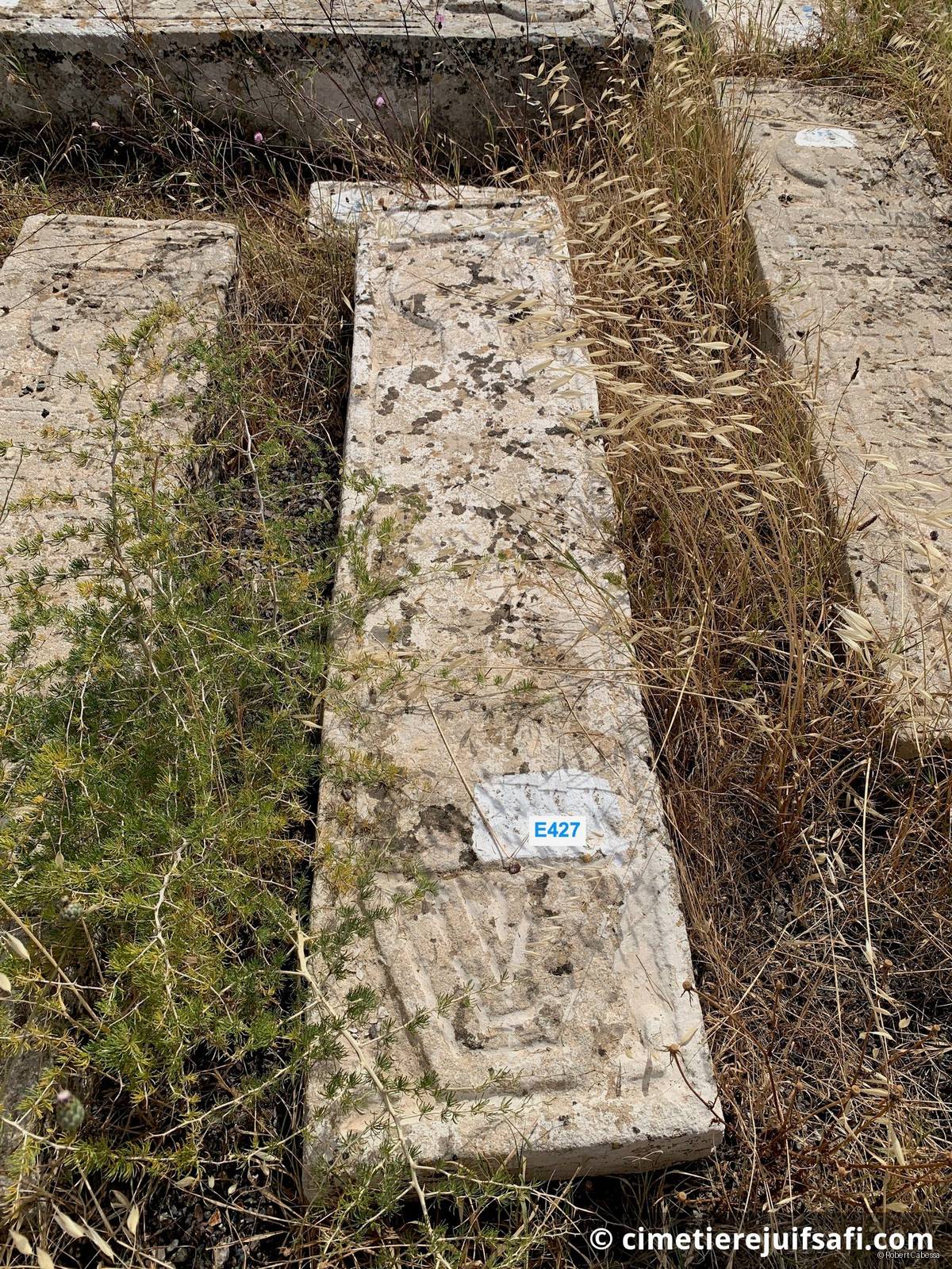 Tombe sans nom