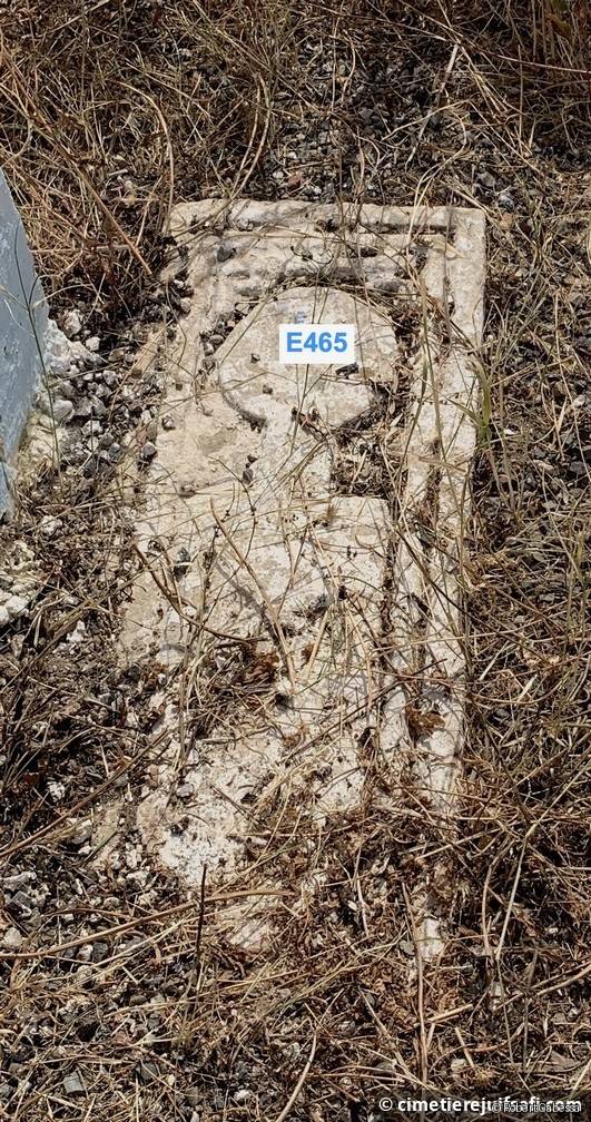 Tombe sans nom