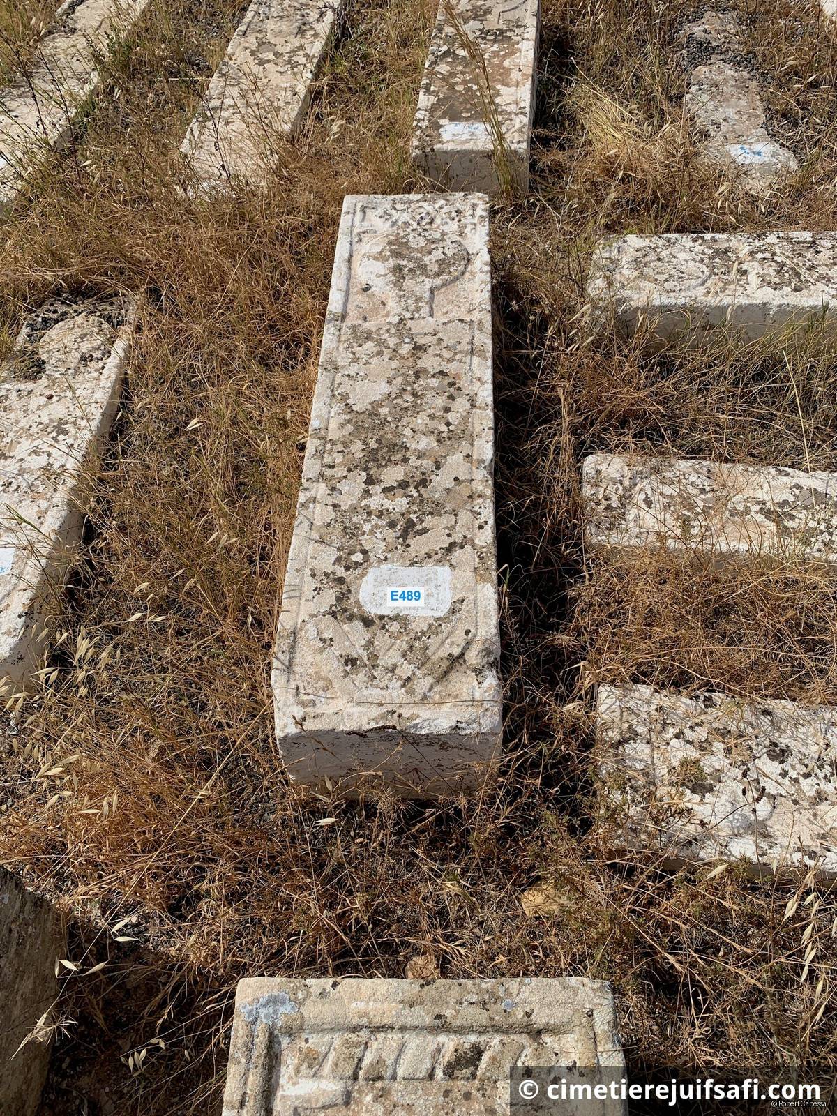 Tombe sans nom