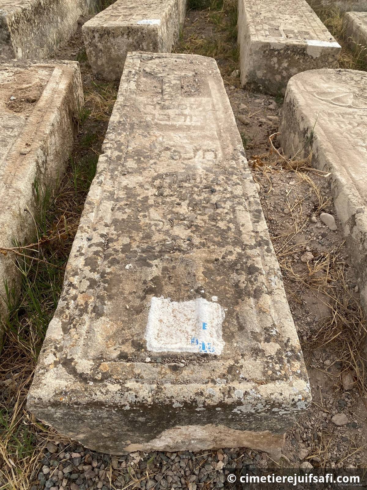 Tombe sans nom