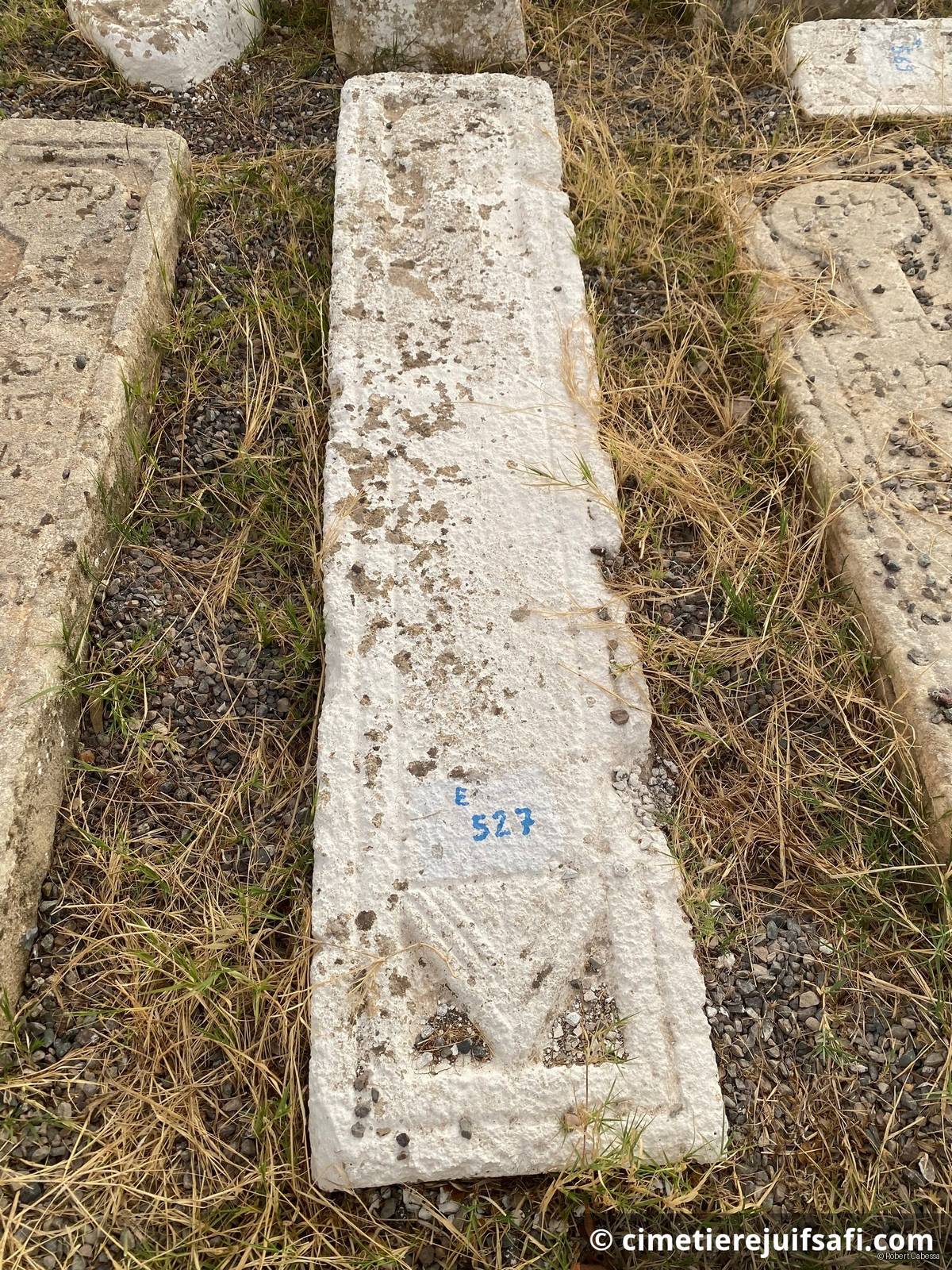 Tombe sans nom