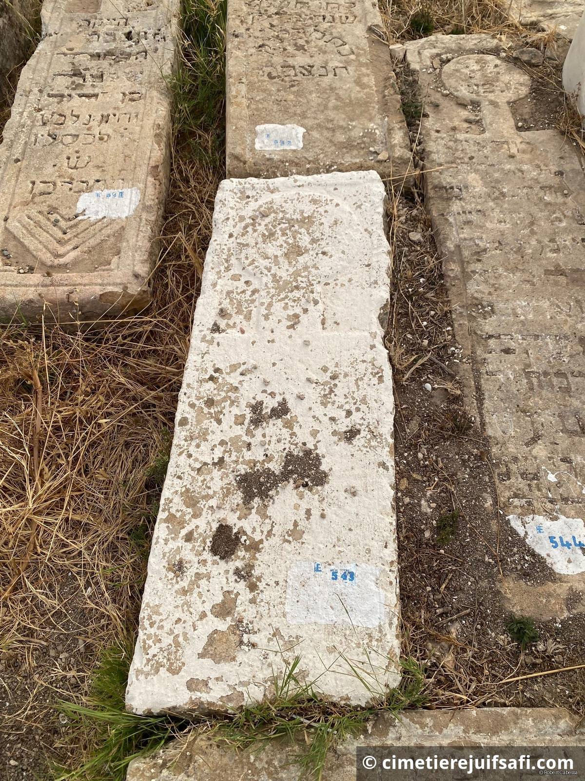 Tombe sans nom