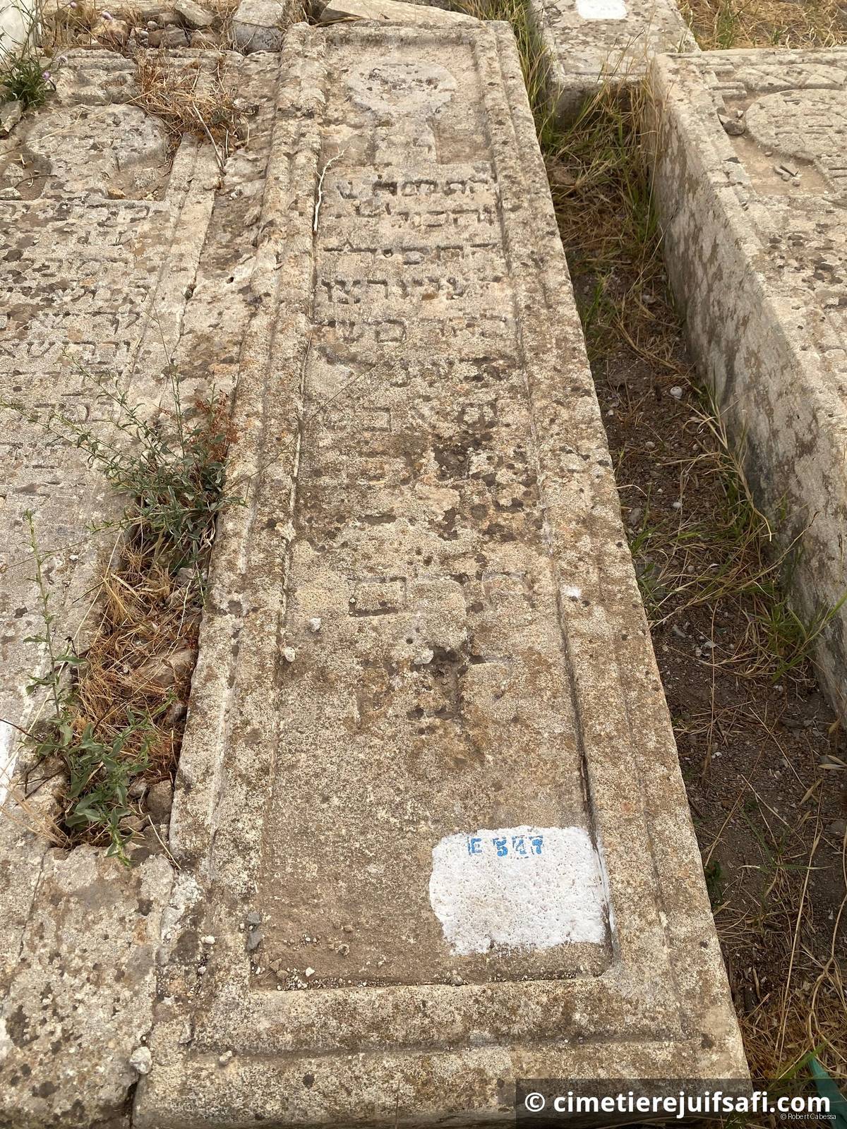 Tombe sans nom