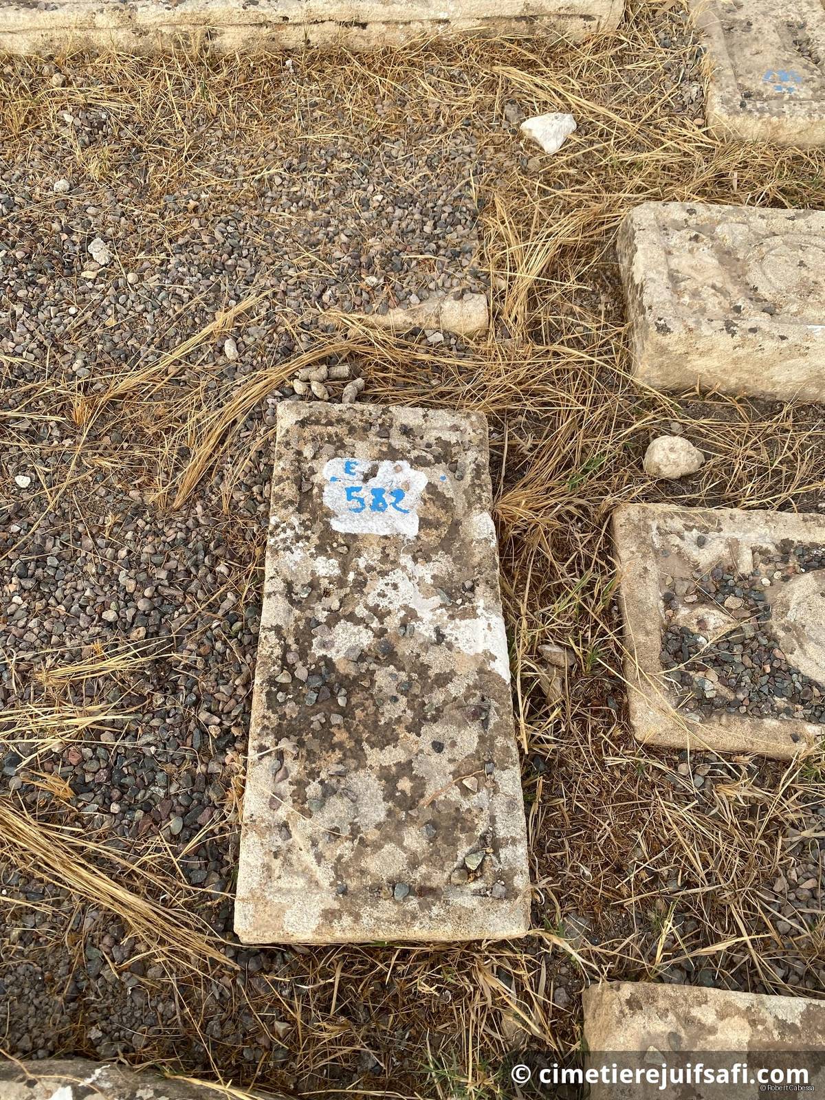 Tombe sans nom