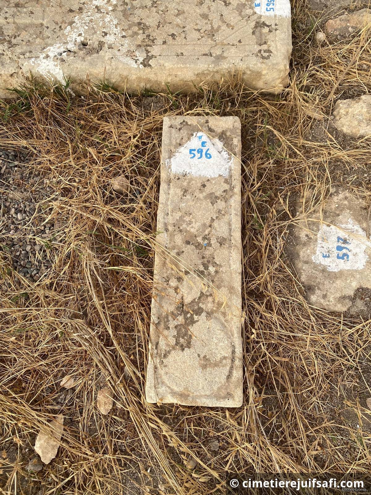 Tombe sans nom