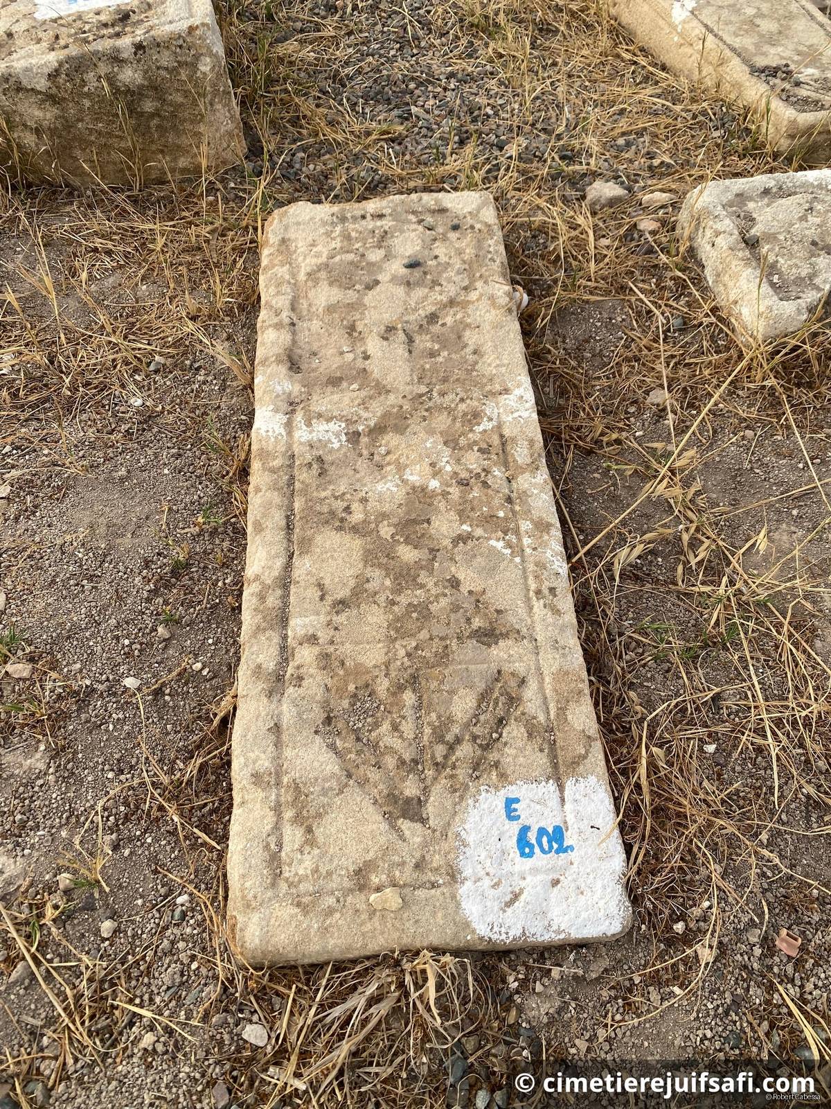 Tombe sans nom