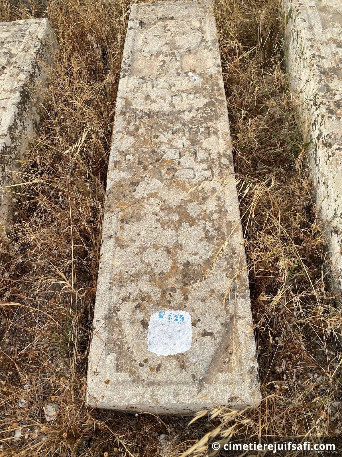 Tombe sans nom