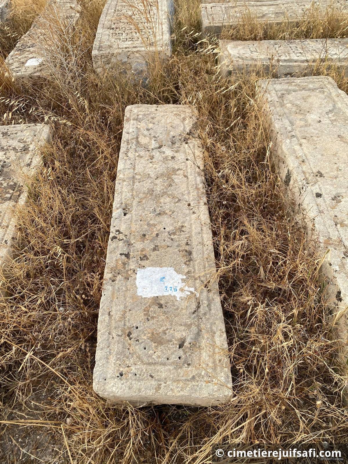 Tombe sans nom