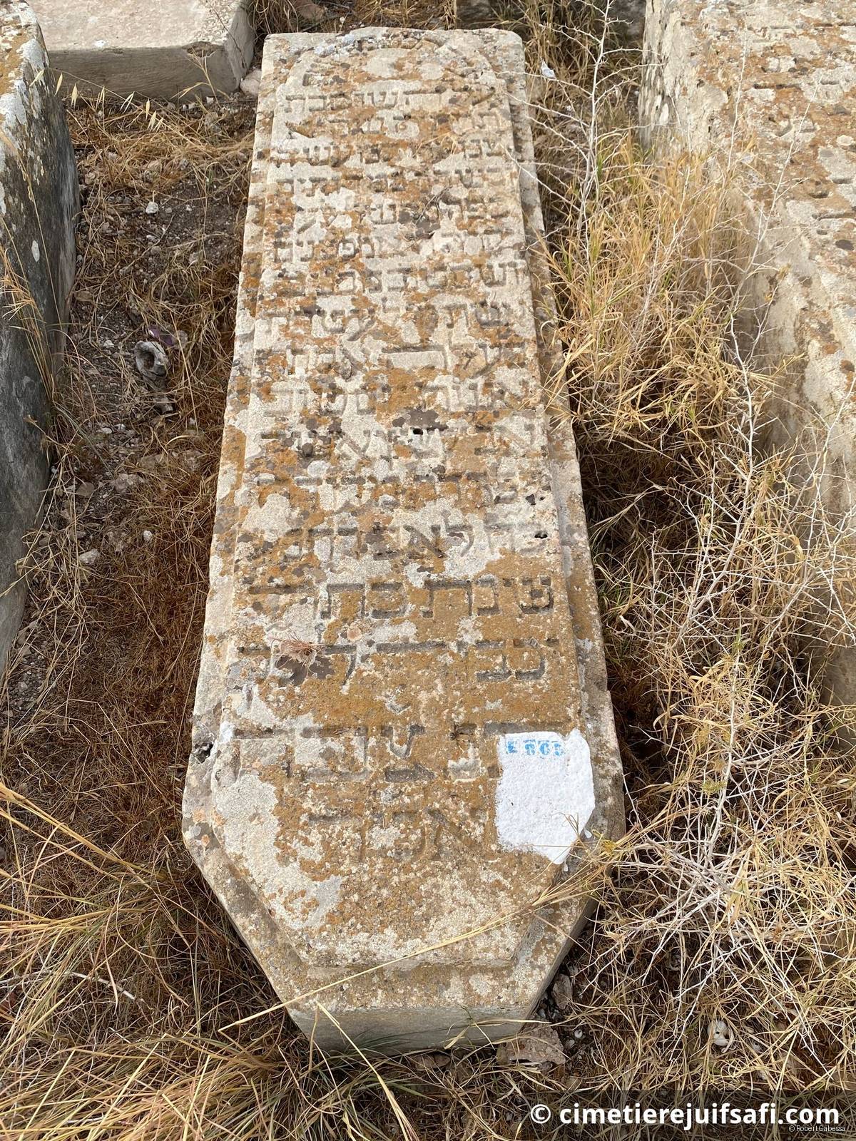 Tombe sans nom