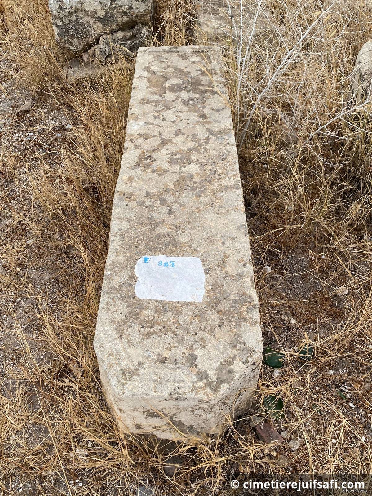 Tombe sans nom
