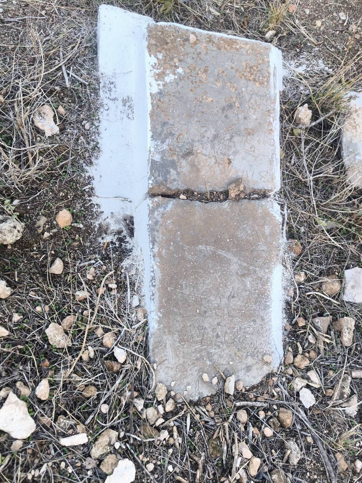 Tombe sans nom