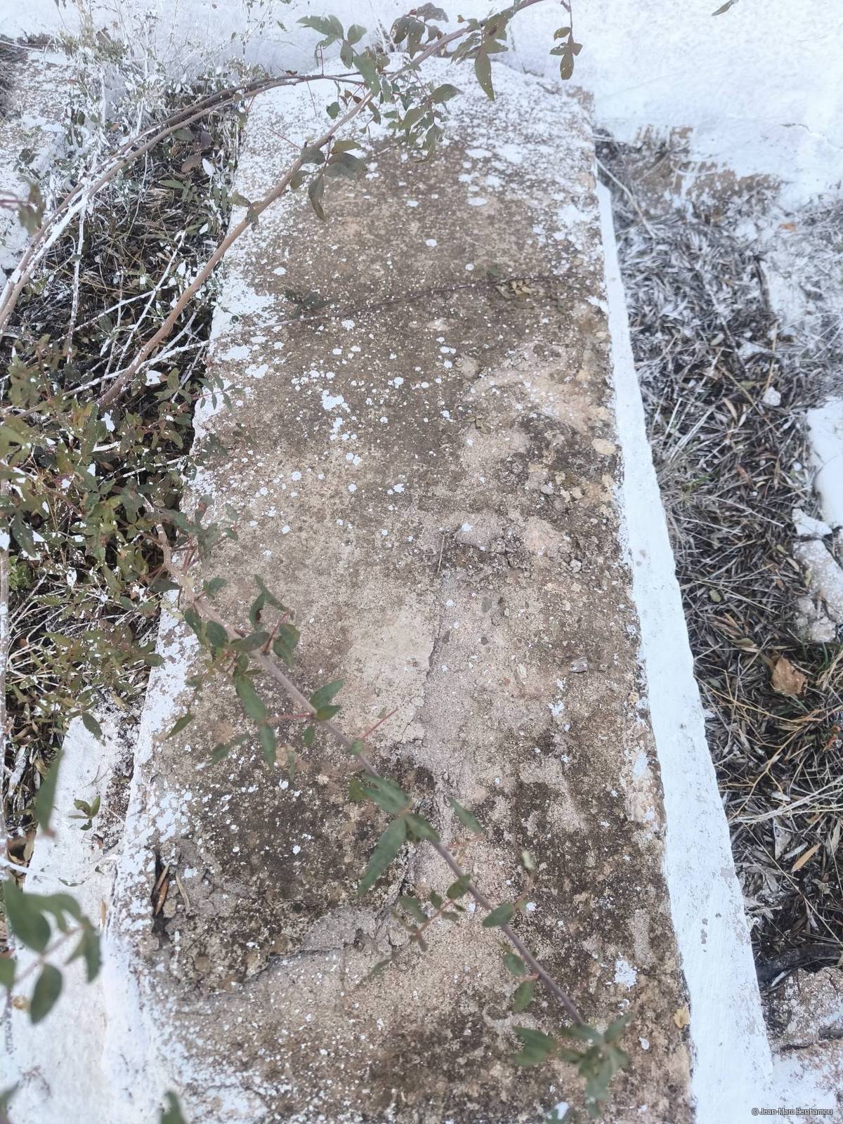 Tombe sans nom