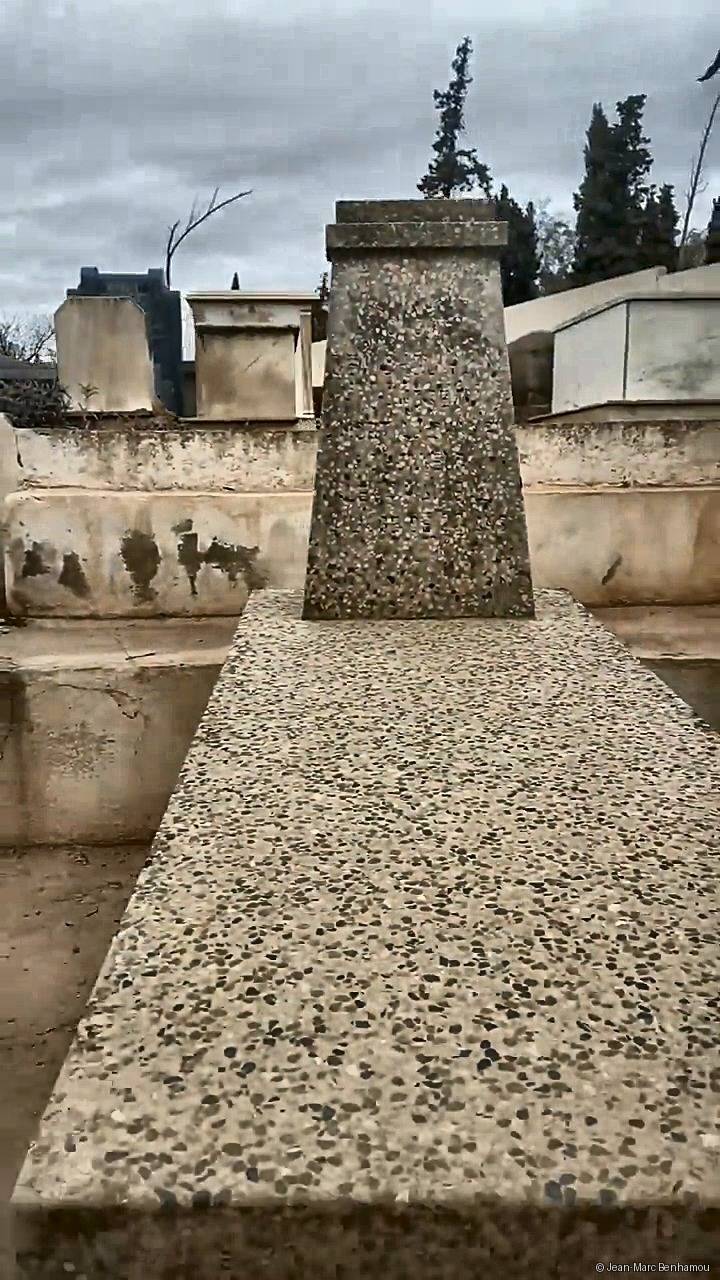 Tombe sans nom