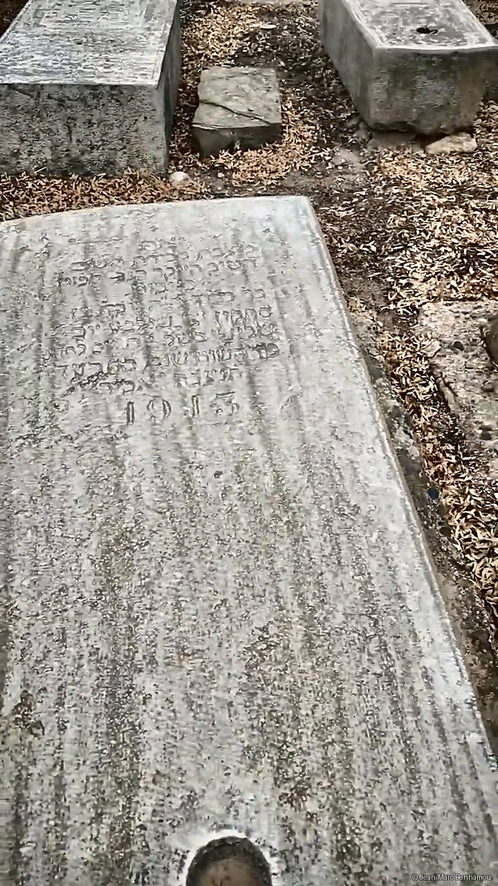 Tombe sans nom