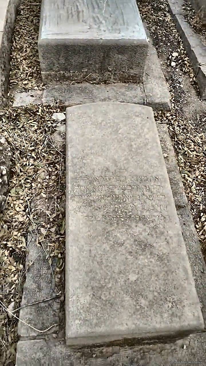 Tombe sans nom