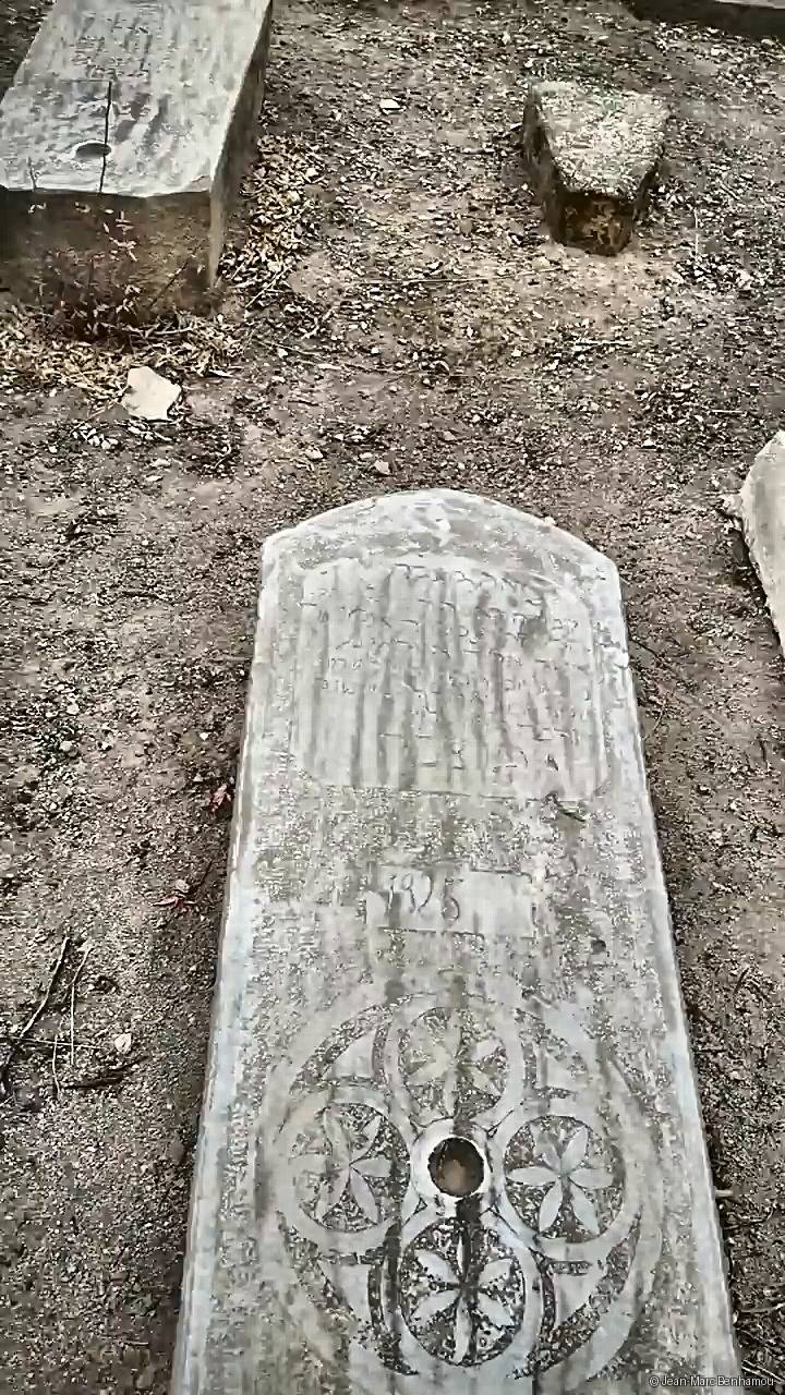 Tombe sans nom