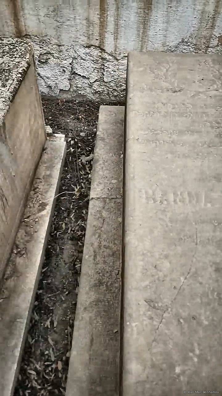 Tombe sans nom