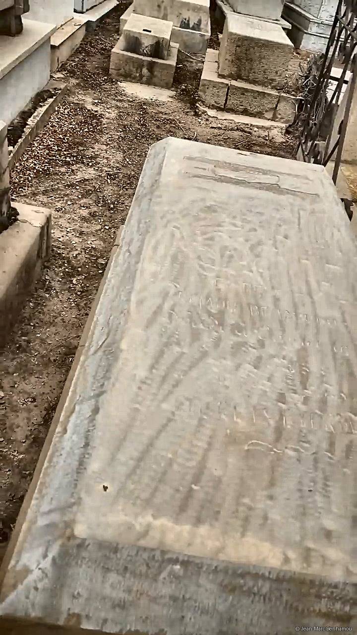 Tombe sans nom