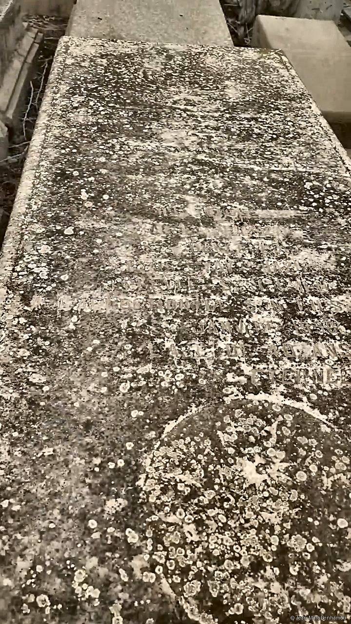 Tombe sans nom