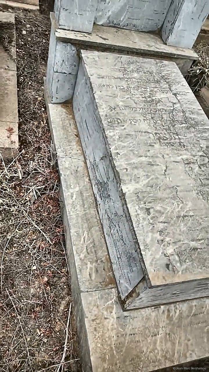 Tombe sans nom
