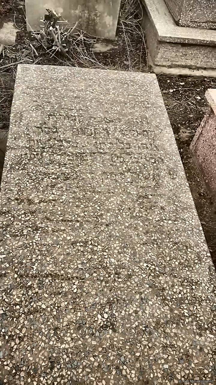 Tombe sans nom