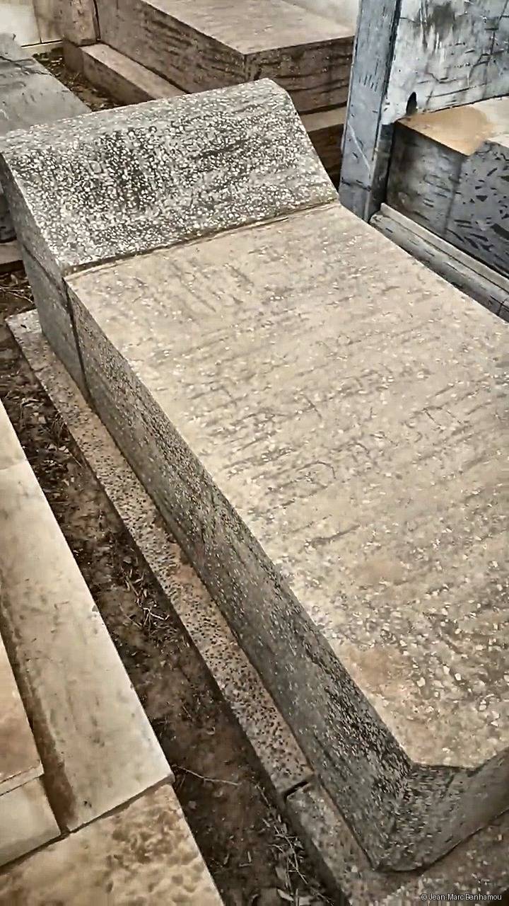 Tombe sans nom