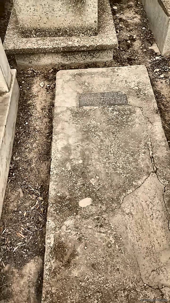 Tombe sans nom