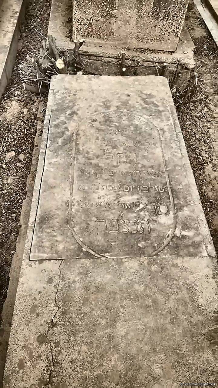 Tombe sans nom