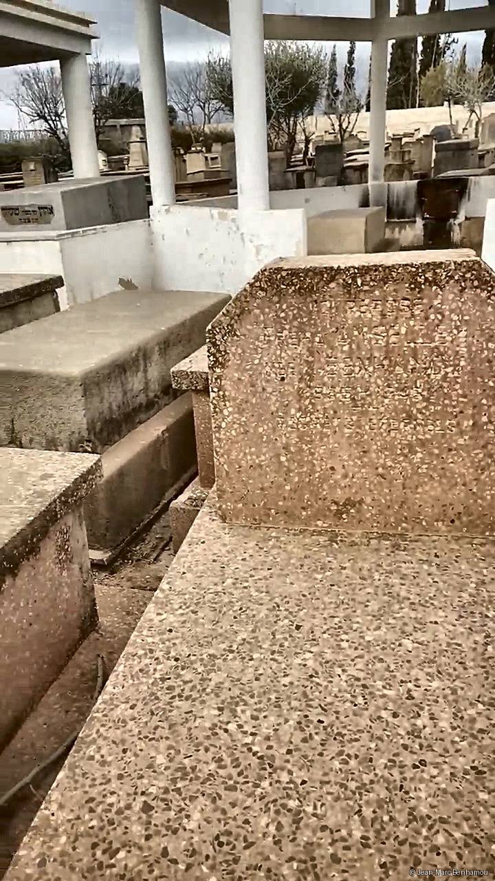 Tombe sans nom