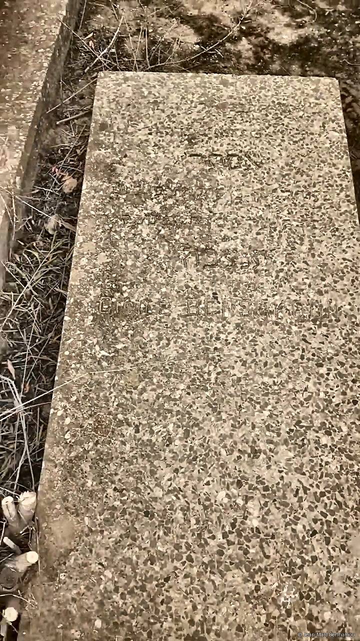 Tombe sans nom