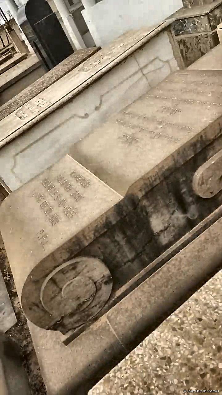 Tombe sans nom