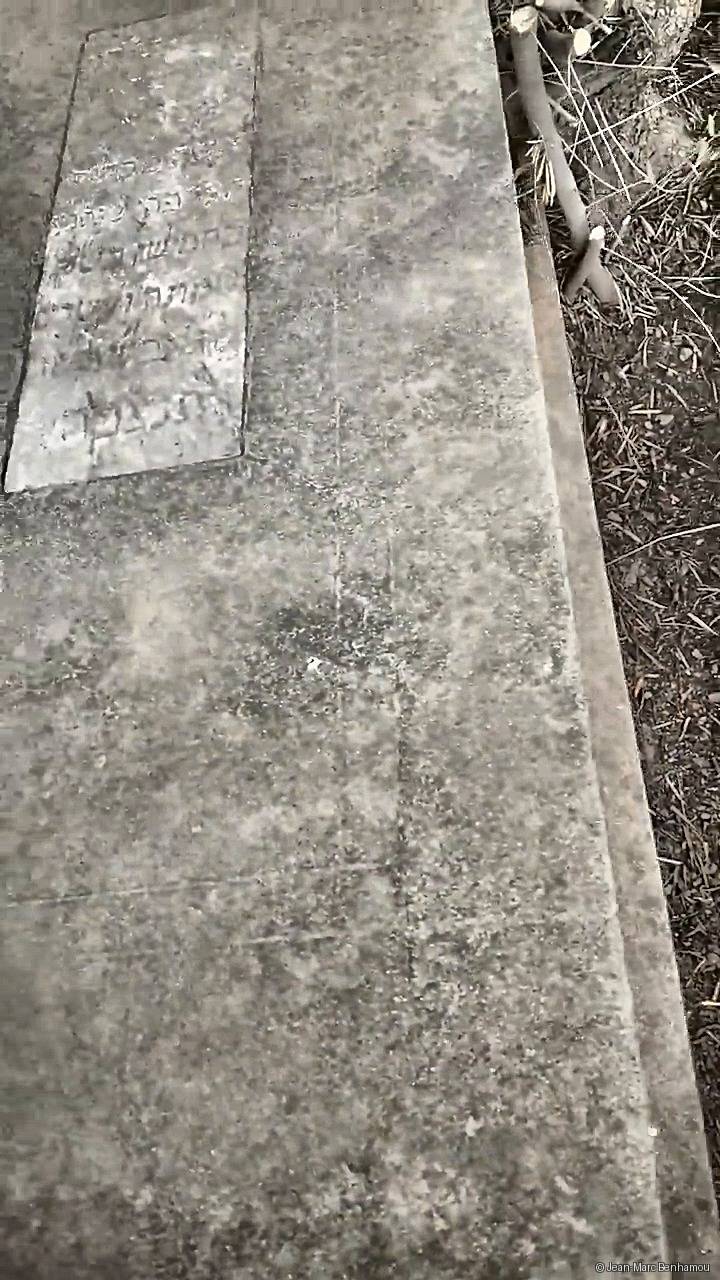 Tombe sans nom