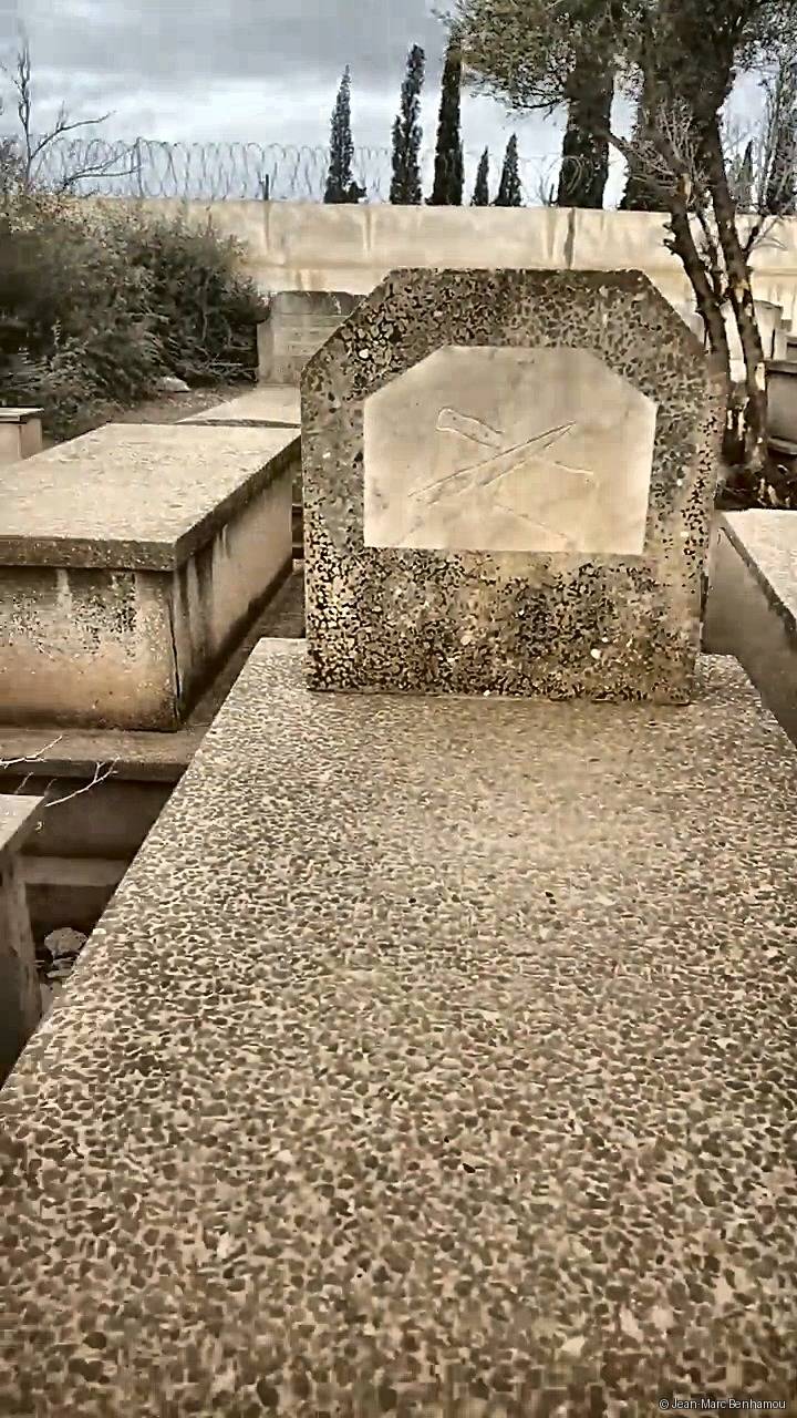 Tombe sans nom