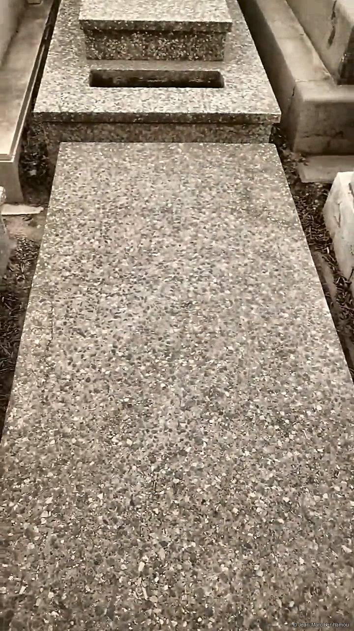 Tombe sans nom