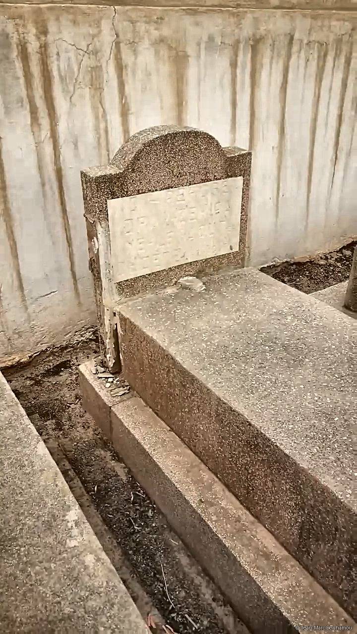 Tombe sans nom