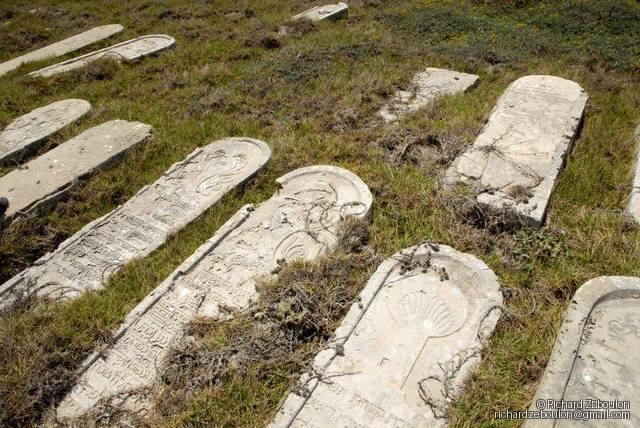 maroc essaouira cimetiere juif 1 tombes anthropomorphiques  ZEB2247 (35)